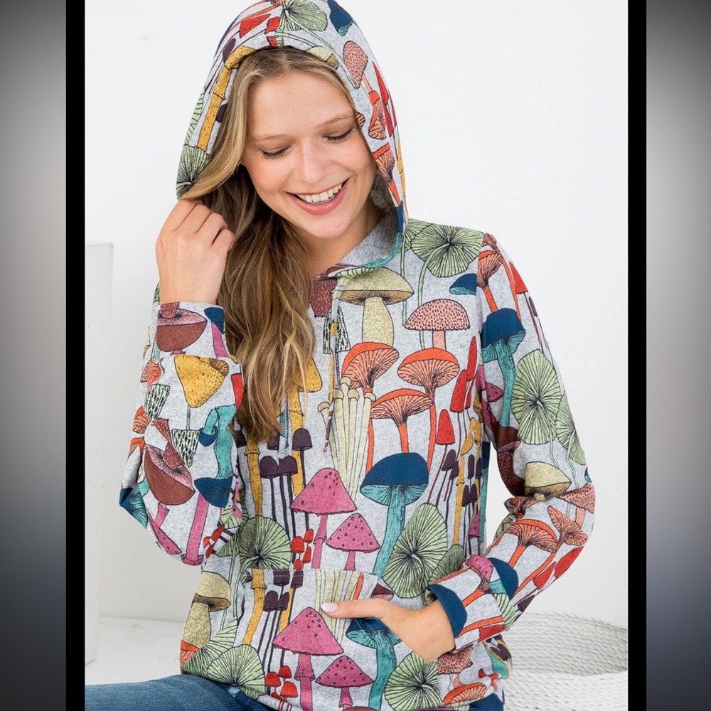 LA Soul Colorful Whimsical Mushroom Print Hoodie - Lightweight knit Top Womens L